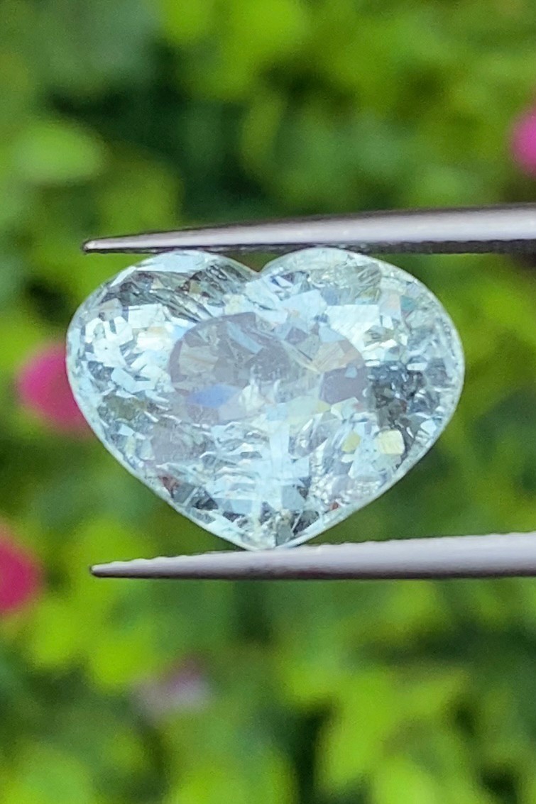 พลอย อความารีน Aquamarine 7.63 กะรัต (Cts.) พลอยแท้ อัญมณีมงคลประจําวันเกิด เครื่องประดับพลอย