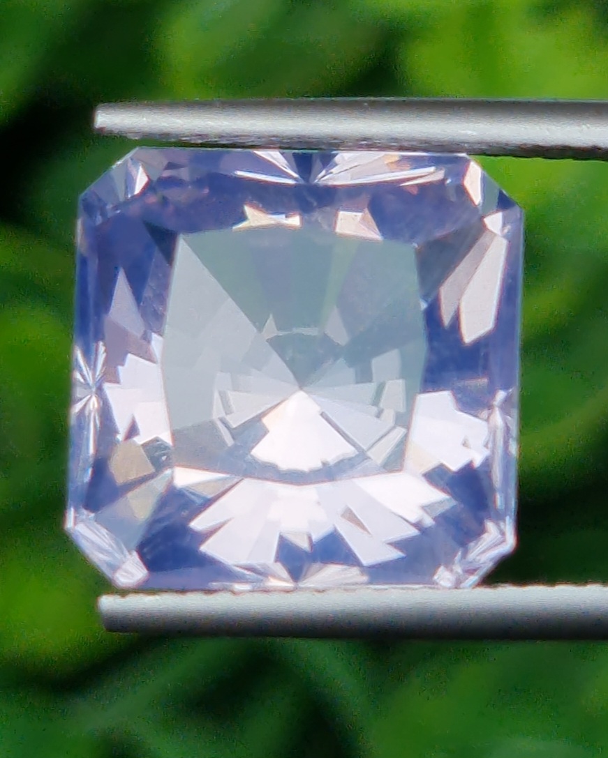 พลอย ลาเวนเดอร์ ควอตซ์ Lavender Quartz 9.355 กะรัต (Cts.) พลอยแท้ อัญมณีมงคลประจําวันเกิด เครื่องประดับพลอย