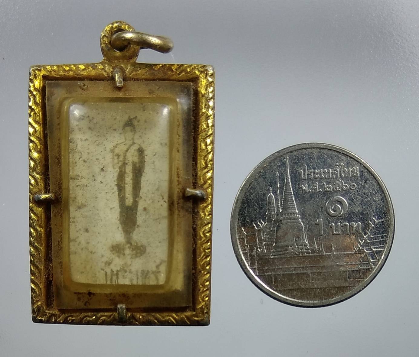 P040 ล็อกเก็ต พระประจำวันจันทร์ ไม่ทราบที่ครับ