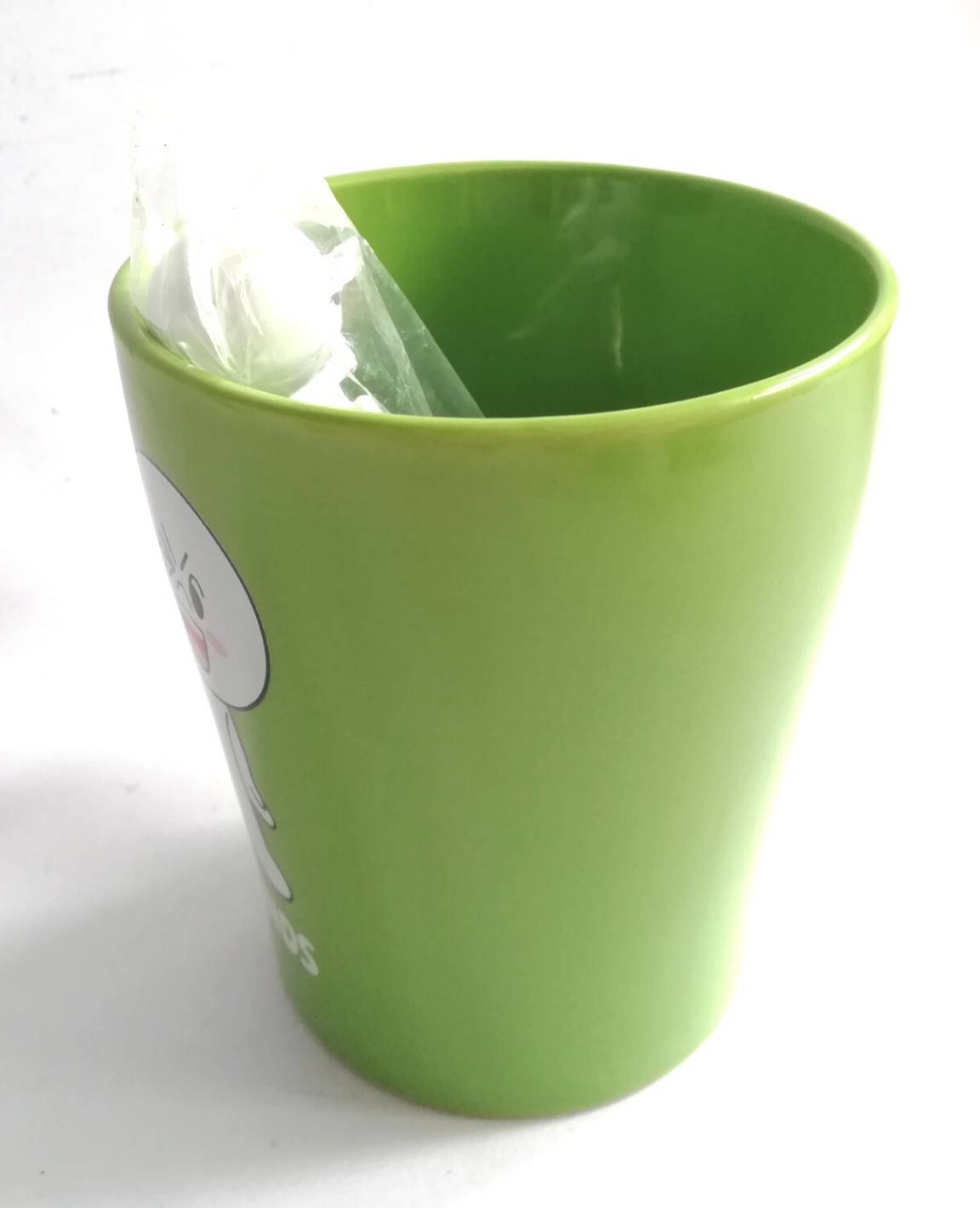 แก้วมักเซรามิกสีเขียว ลายตุ๊กตาไลน์ มูน Moon,Line Friends, พร้อมช้อนหัวมูน และกล่อง ของสะสมจาก7-11