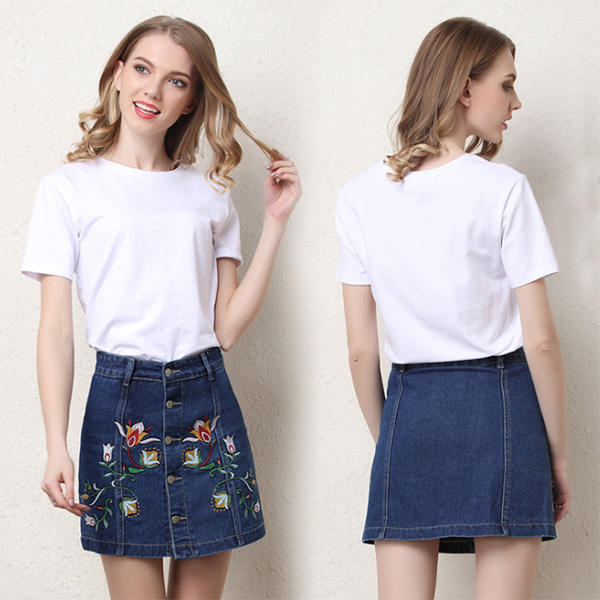 กระโปรงกางเกงยีนส์ฟอกนิ่ม แต่งปักลายดอกไม้วินเทจ (12181X)