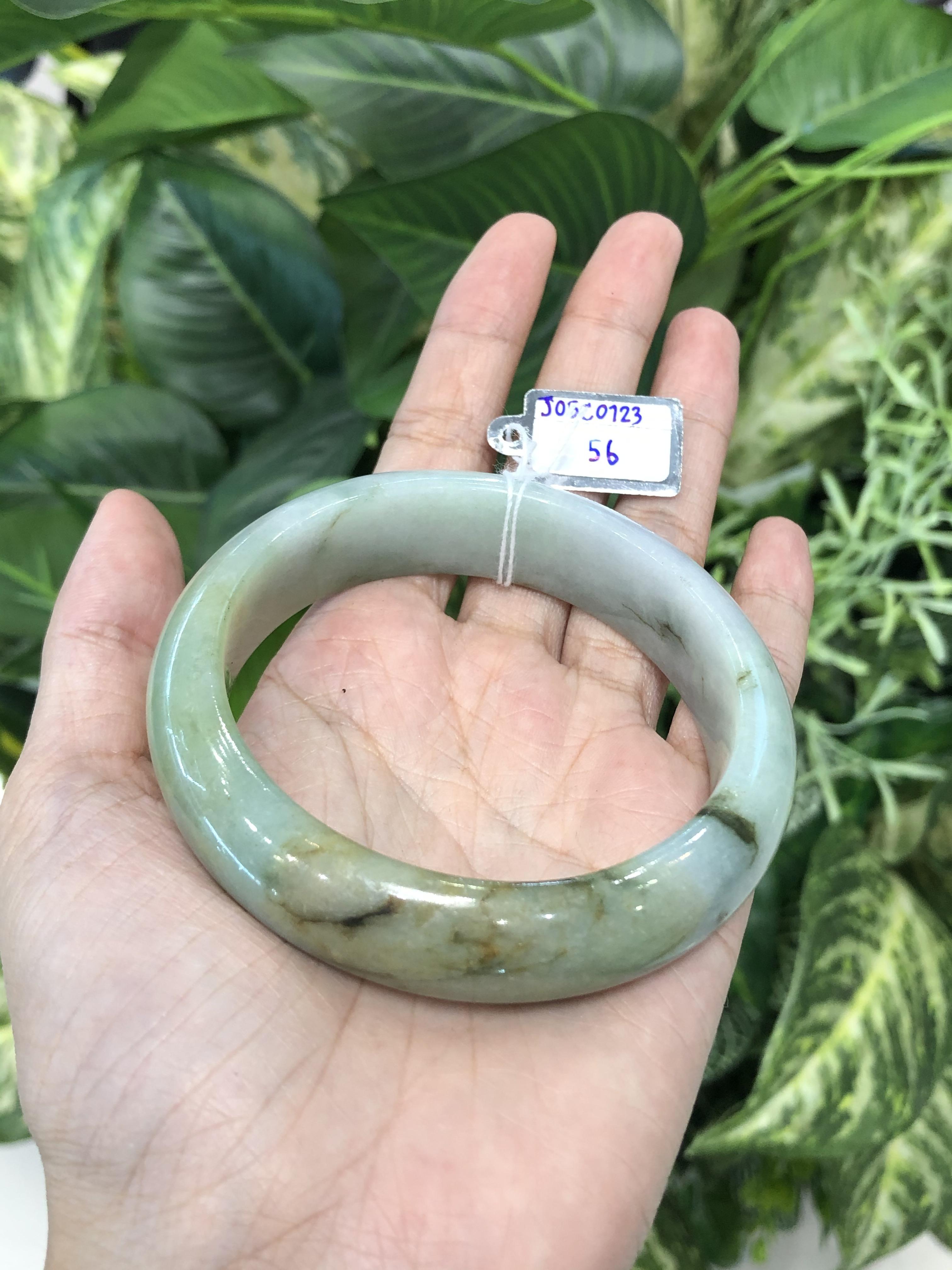 J05C0123 หยก พม่า แท้ Jade กำไลหยก 56 มม (Jade bracelet) พม่า (Myanmar)