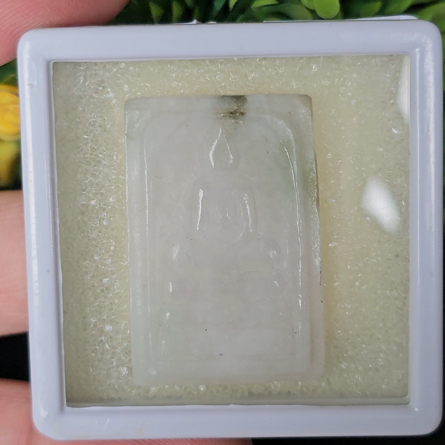 หยก แกะสลัก รูป พระ (Burmese jadeite) 55.93 กะรัต (cts.) หยก พม่า แท้