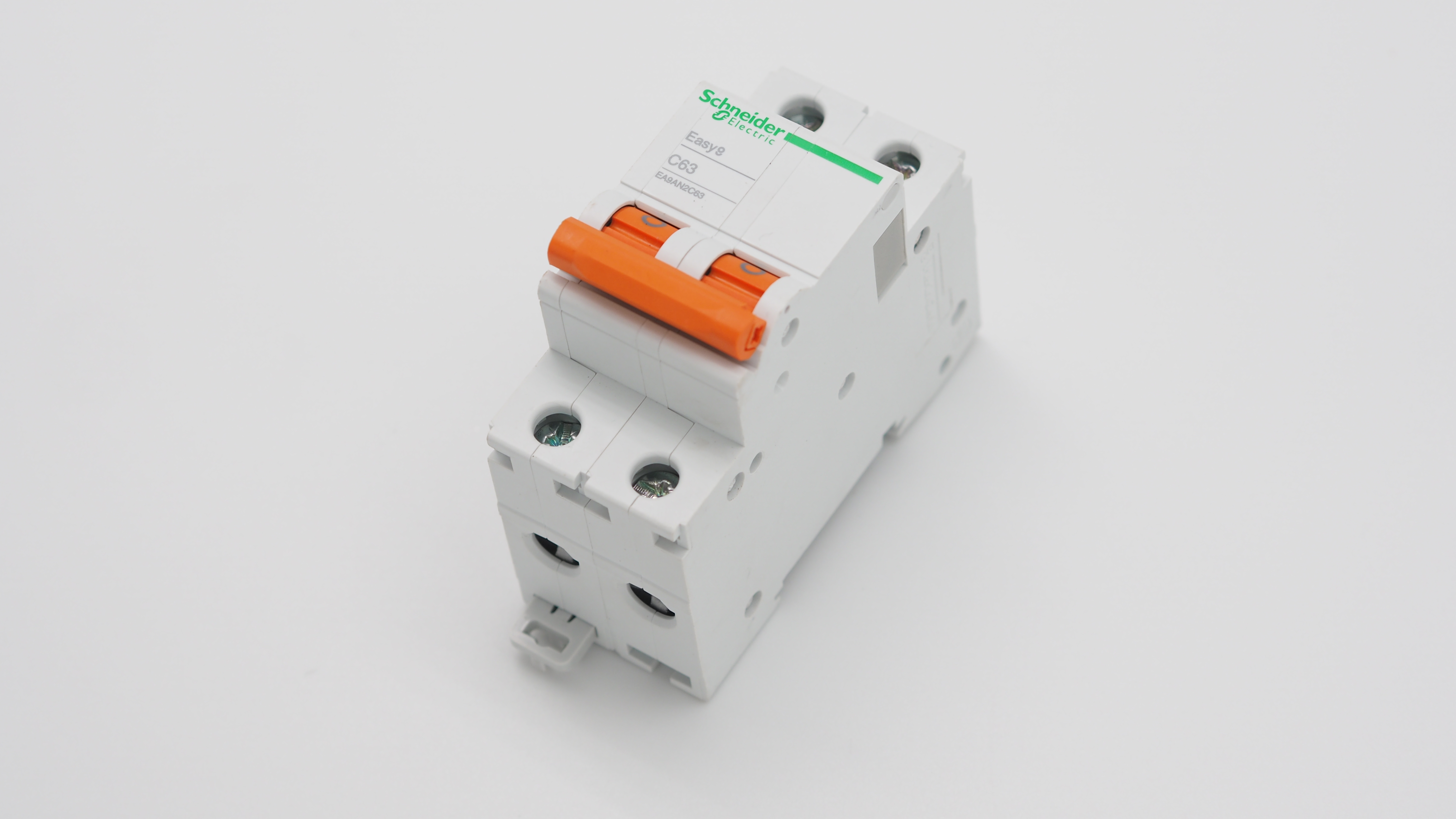 เมนเซอร์กิตเบรกเกอร์ Schneider 2P -63A