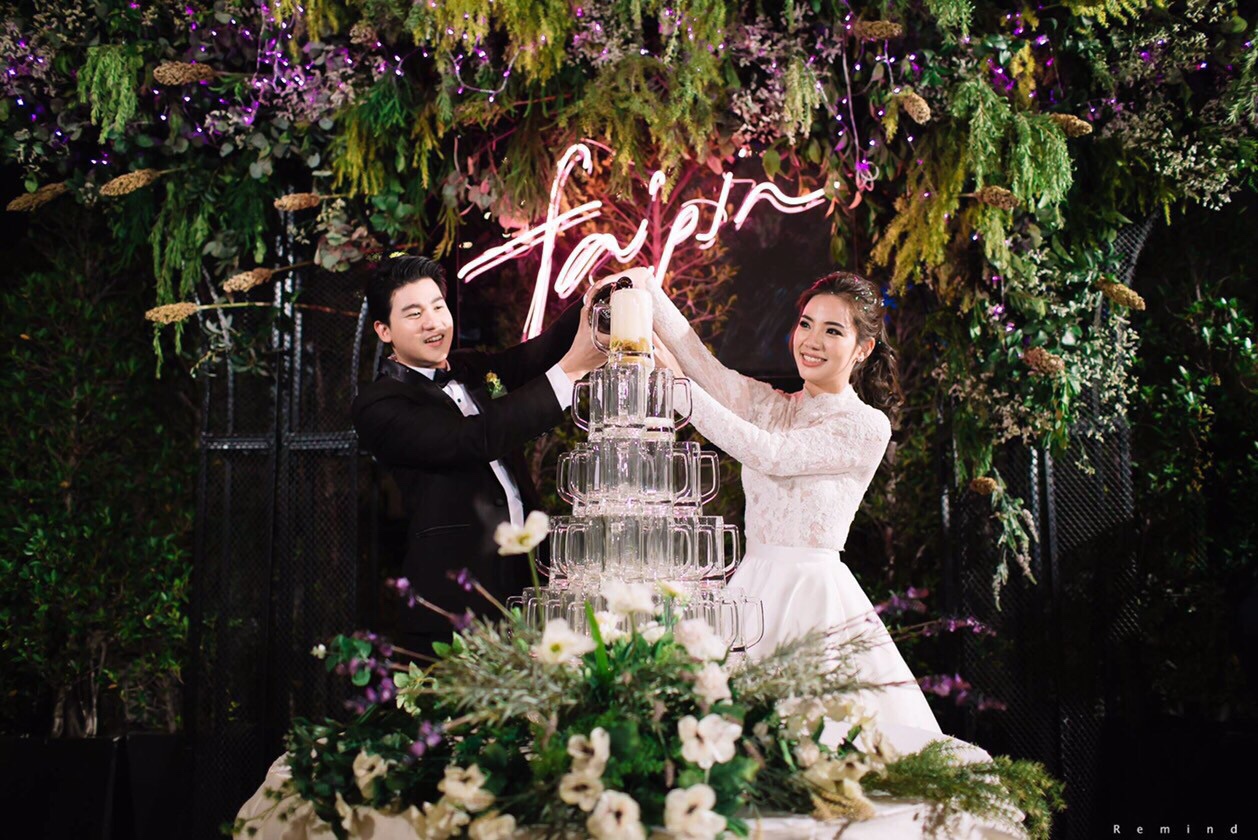 ป้ายไฟนีออนดัด Faipin