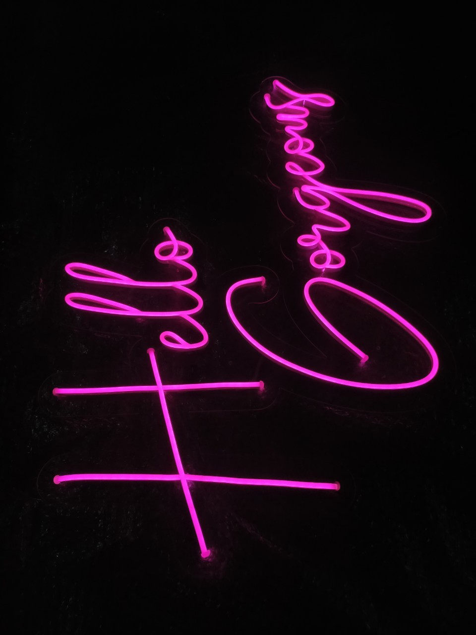 ไฟนีออน เฟค