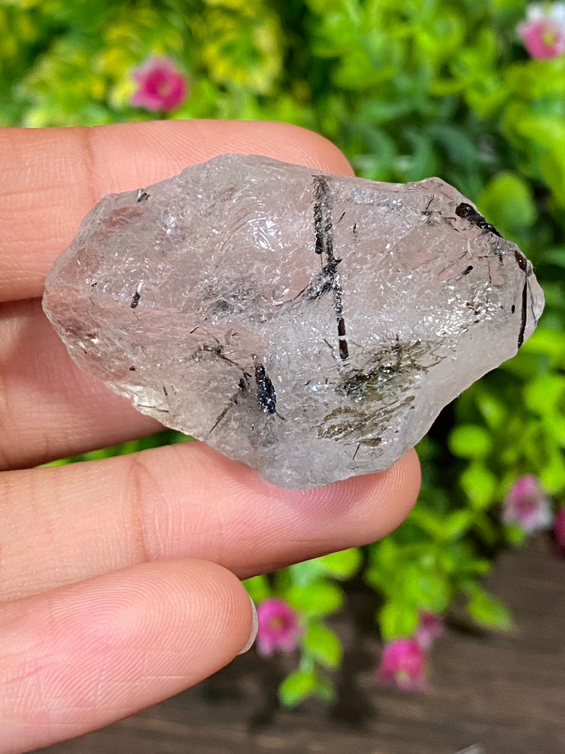 ก้อน ไหมดำ ควอตซ์ แก้วขนเหล็ก Black Rutilated Quartz Rough 165.08 กะรัต Cts. พลอยแท้ อัญมณีมงคลประจําวันเกิด เครื่องประดับพลอย