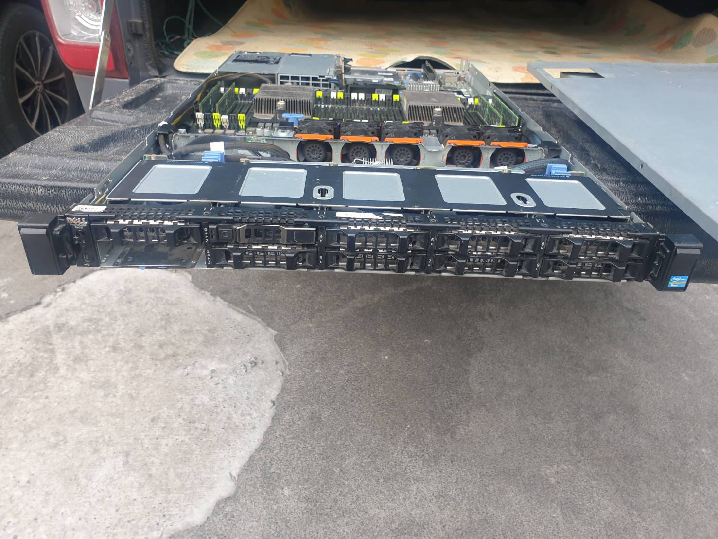 Server Dell R620 E5-2650x2 Ram 128GB SAS 300*3 power x2 เซิฟเวอร์มือสองพร้อมใช้งาน