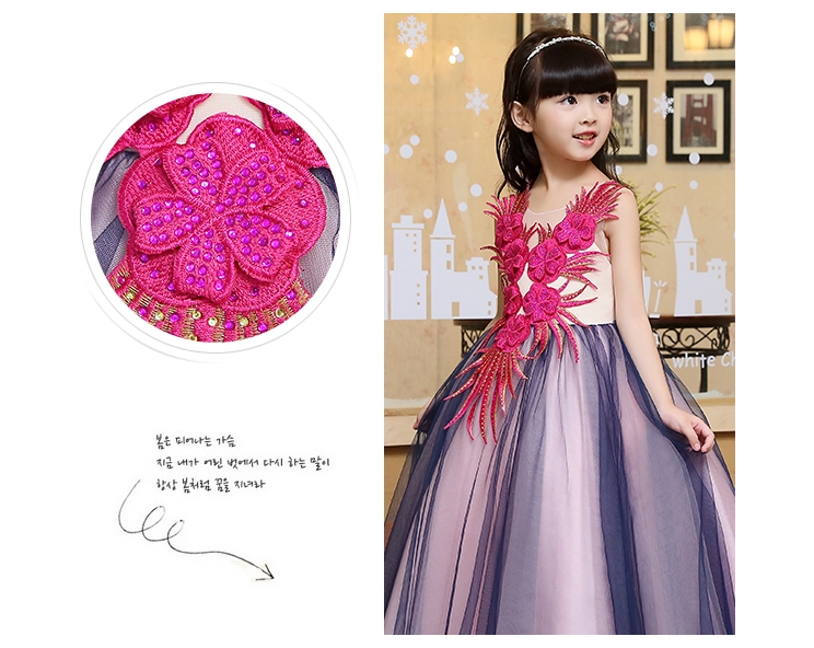 Pre-order ชุดราตรีเด็ก ชุดออกงาน ชุดกระโปรง สไตล์เจ้าหญิง แขนกุด แต่งดอกไม้ช่วงอก กระโปรงฟูฟ่อง มีซิปหลัง สำเนา