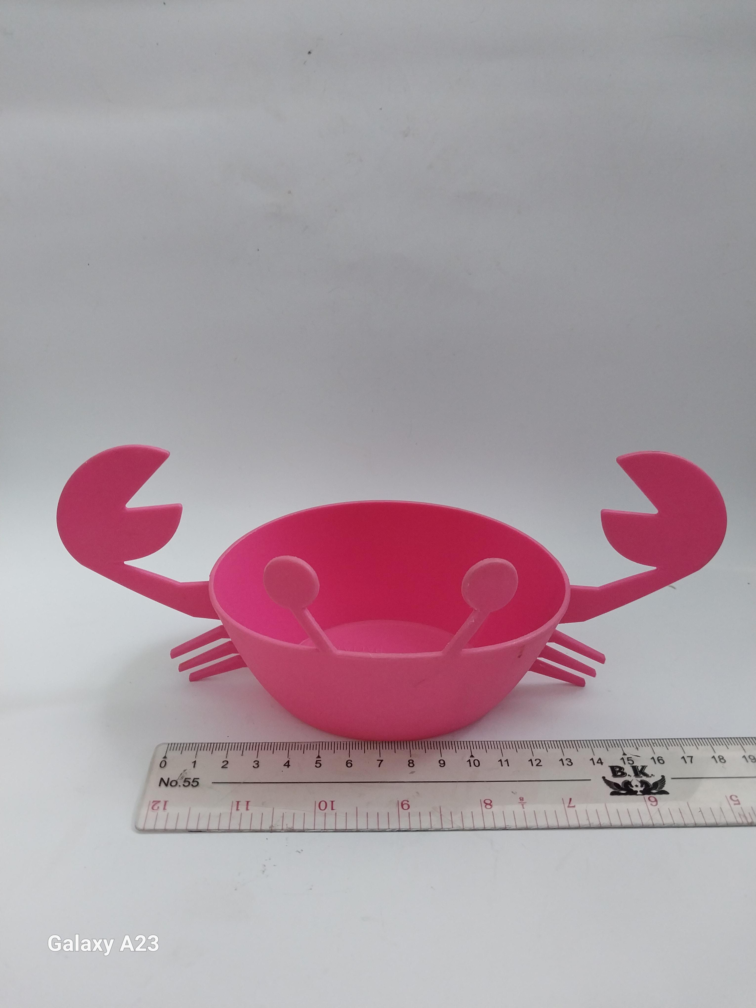 มีหลายภาพ ของสะสมจากซีฟู้ดพัทยา ปูเป็น ถ้วยพลาสติกสีชมพูรูปปู ขนาดตามภาพ