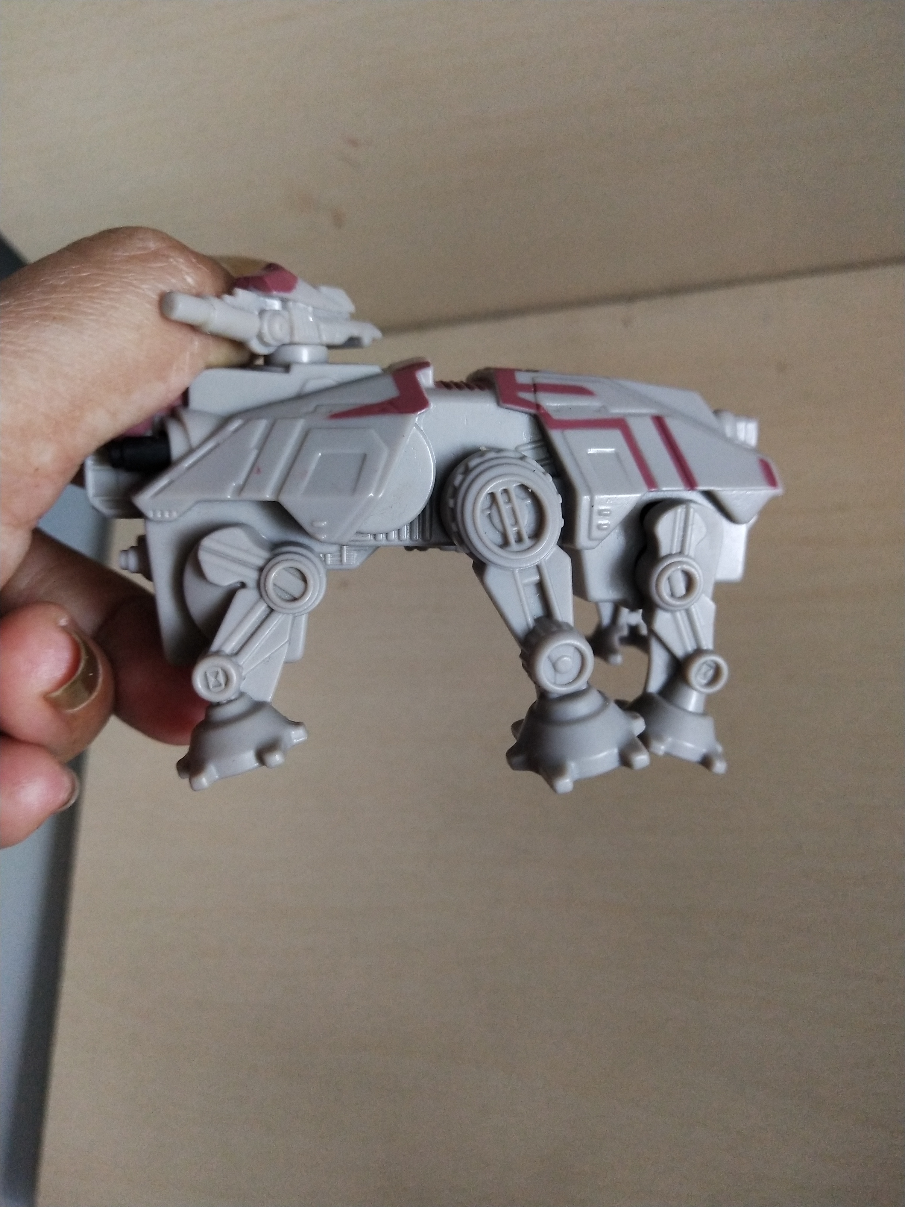 มีหลายภาพ, **2 ขากลางหลวม ของสะสมจาก KFC หุ่น at te Walker จาก Star Wars