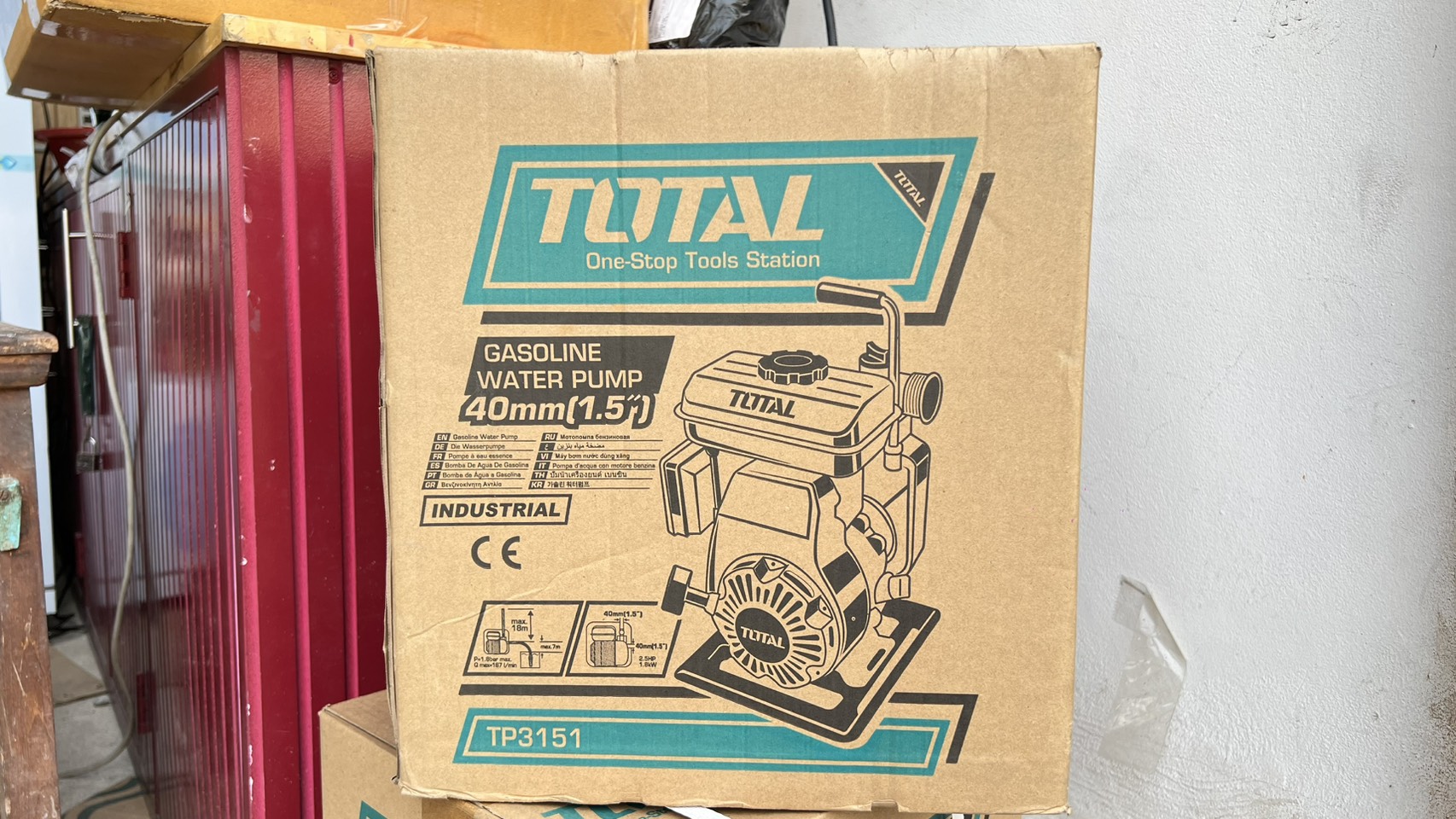 Total ปั๊มน้ำ เครื่องยนต์เบนซิน 4 จังหวะ 2.5 แรงม้า รุ่น TP3151