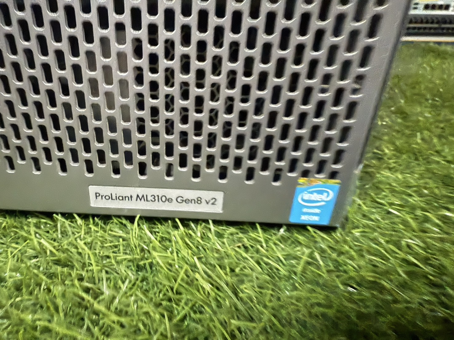 HP Proliant ML310 G8(E3-1240v2/4GB/500GB*2/Power 460w)+Raid B120i