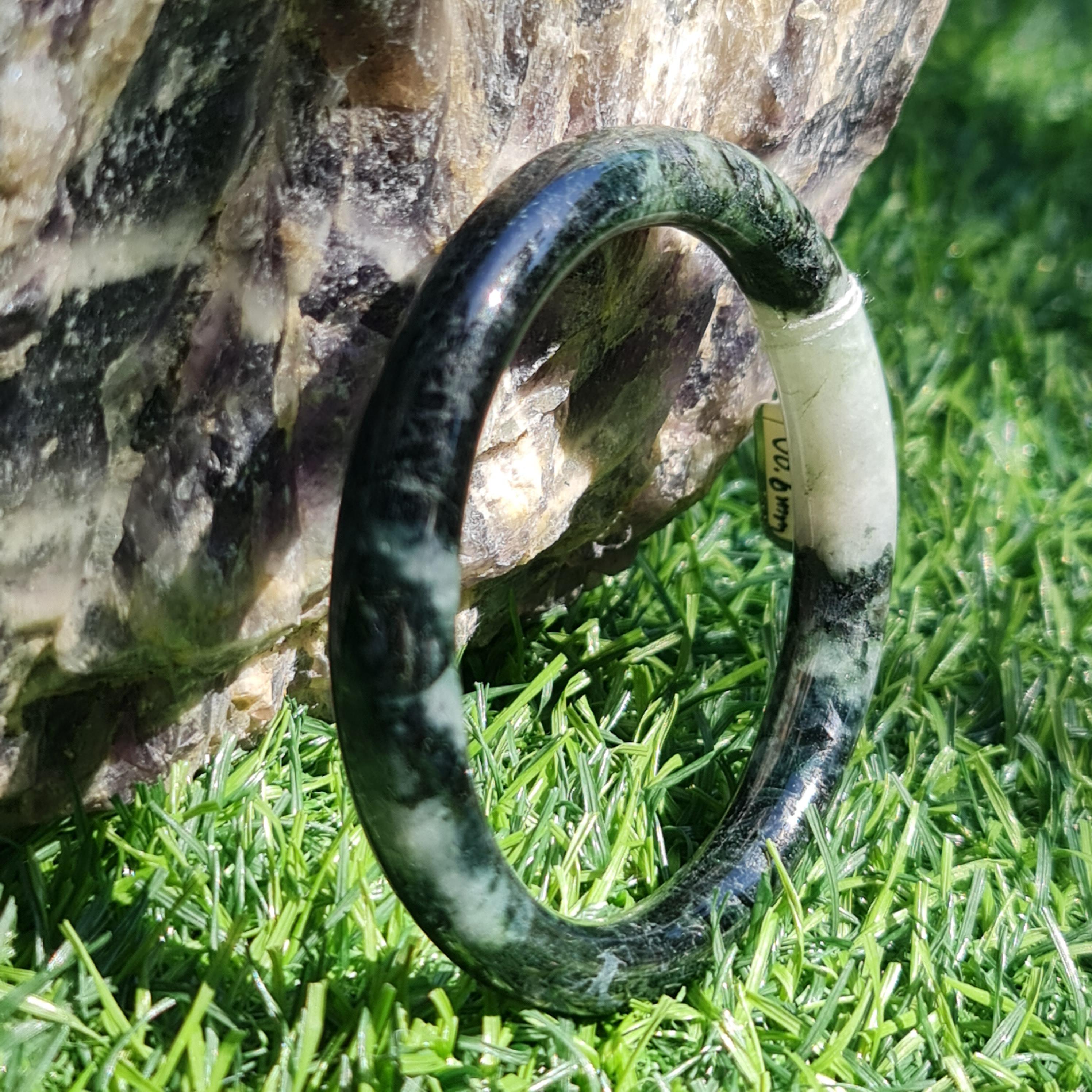 JB6711118 หยก พม่า แท้ Jade กำไลหยก (Jadeite bracelet) พม่า (Myanmar) 58.6 มม.