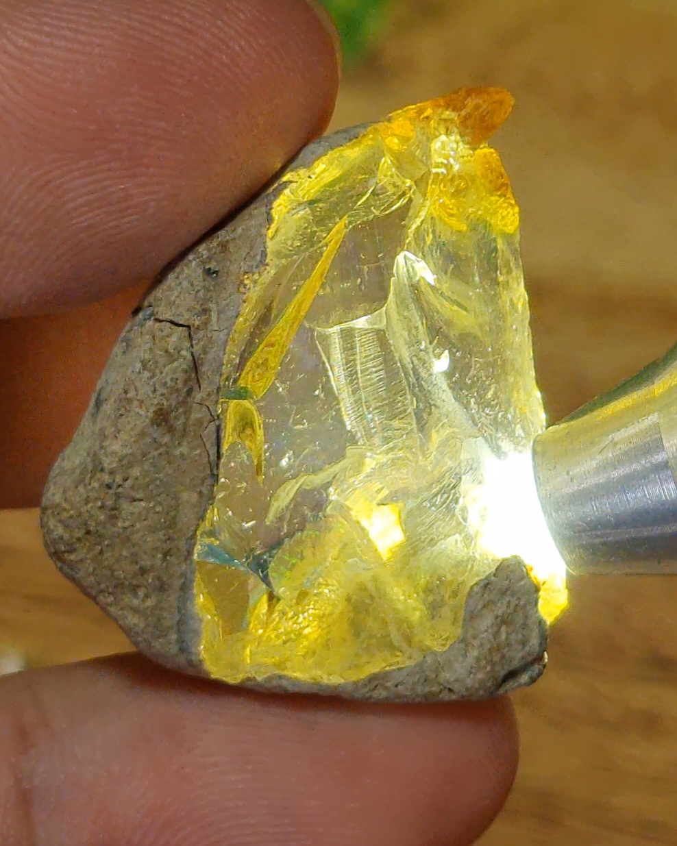 ก้อน ผลึก โอปอล Opal 66.82 กรัม (Grams.) พลอยแท้ อัญมณีมงคลประจําวันเกิด เครื่องประดับพลอย