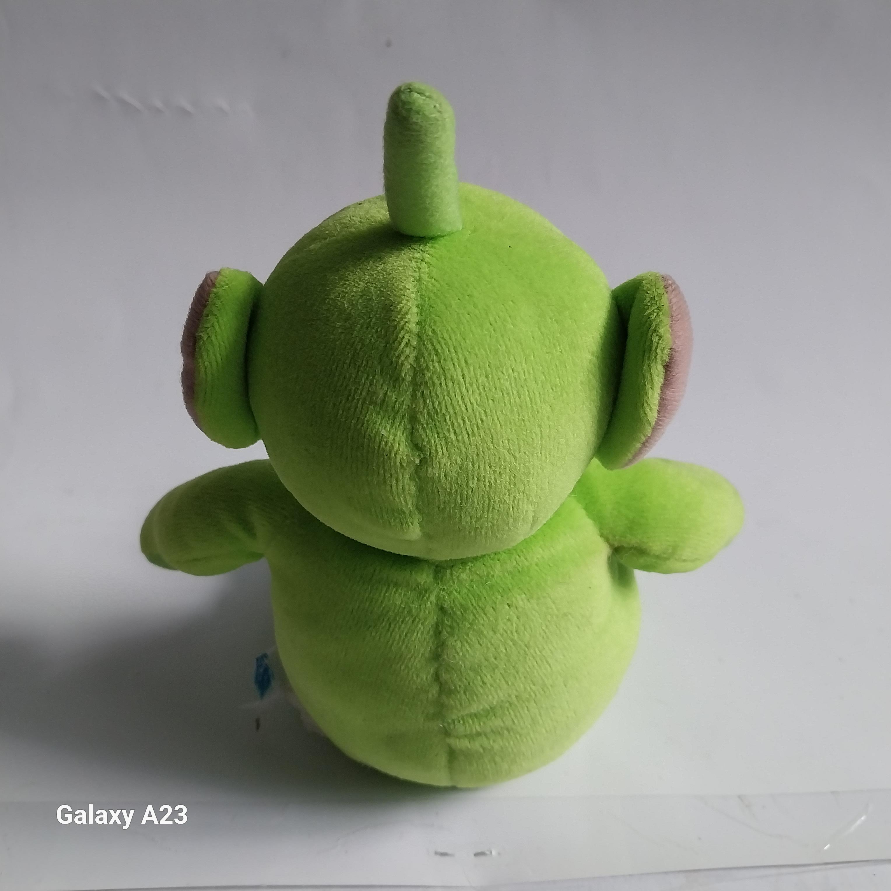 มีหลายภาพ เทเลทับบี้ เทเลทับบีส์ teletubbies สีเขียว ตัวเป็นผ้า มีตำหนิ โปรดดูทุกภาพ