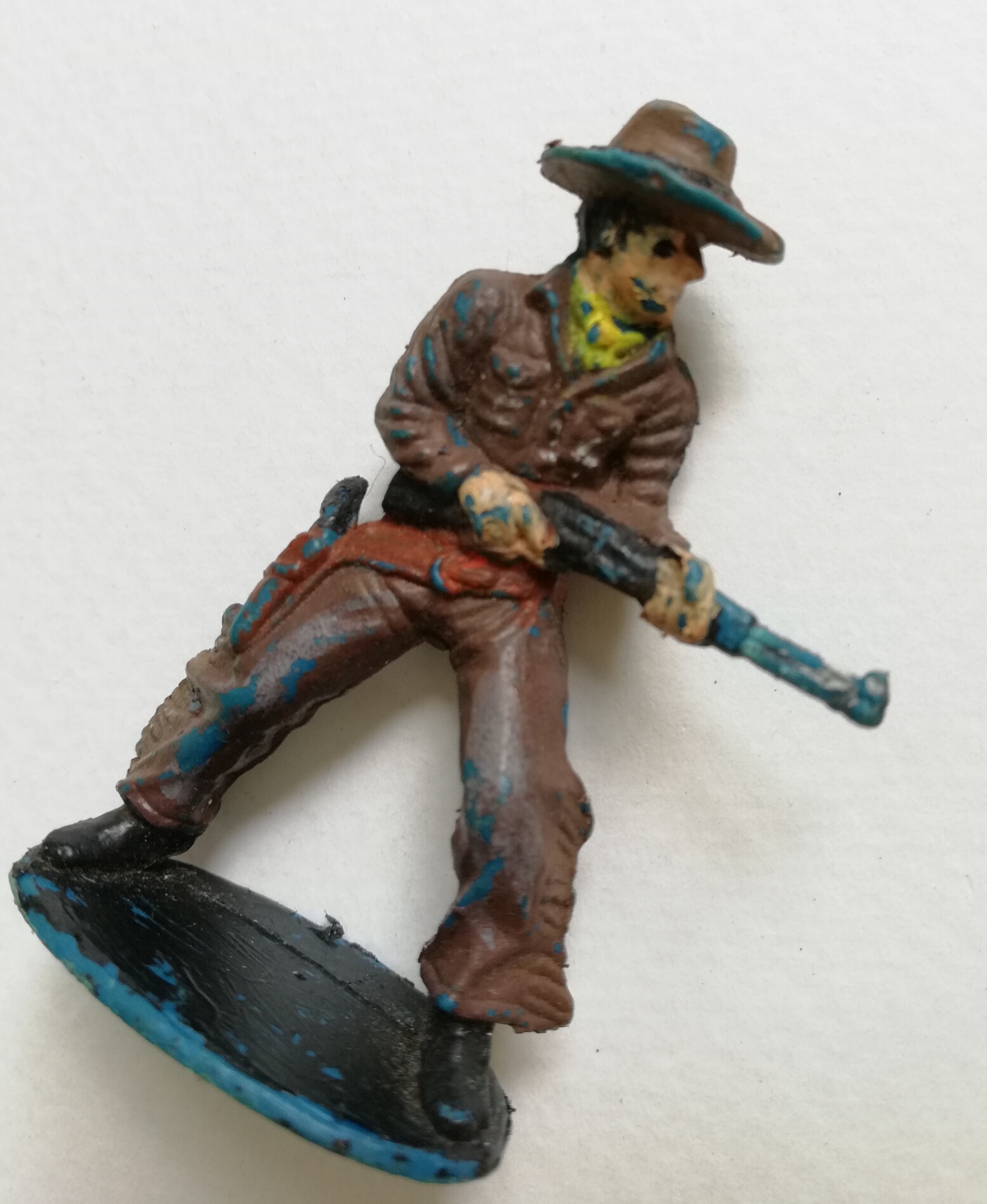 ตุ๊กตุ่น แอ๊นท์ 2" Ants ตุ๊กตุ่นพลาสติกสีน้ำตาล 'คาวบอยตะวันตก'*ชำรุดที่หน้า