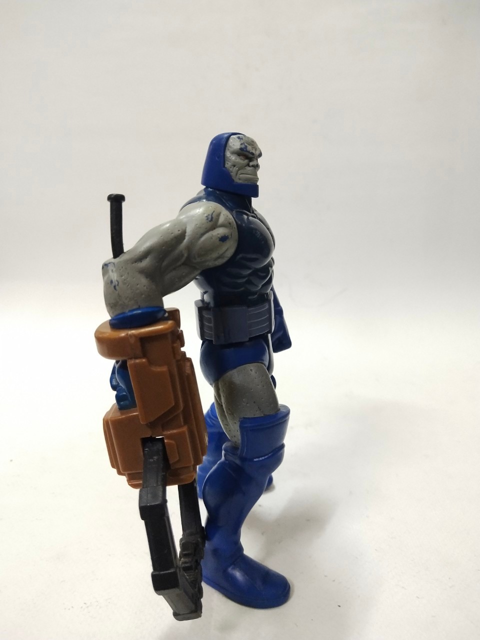 AFC แอคชั่นฟิคเกอร์ ดาร์คไซด์ ตัวร้ายฝั่ง DC ศัตรูของ จัสติสลีค ( JLA) ยางตัน ขนาดตามรูป มือสองเก่าเก็บตามสภาพ มีรอยถลอกหลายแห่งตามรูป