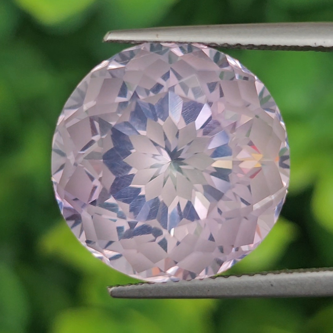 พลอย ลาเวนเดอร์ ควอตซ์ Lavender Quartz 27.72 กะรัต (Cts.) พลอยแท้ อัญมณีมงคลประจําวันเกิด เครื่องประดับพลอย