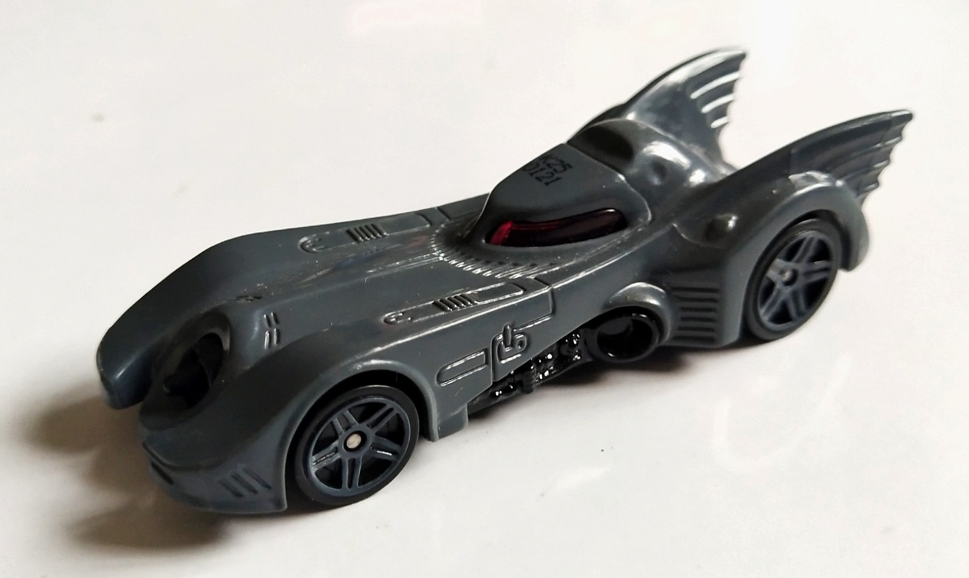 ของเล่น ของสะสม**มีตำหนิ** รถแบทโมบิล รุ่นBatman Justice league, จัสติส ลีค สีเทาโลหะ ของ HOT WHEEL แกะแพคแล้ว สภาพดี