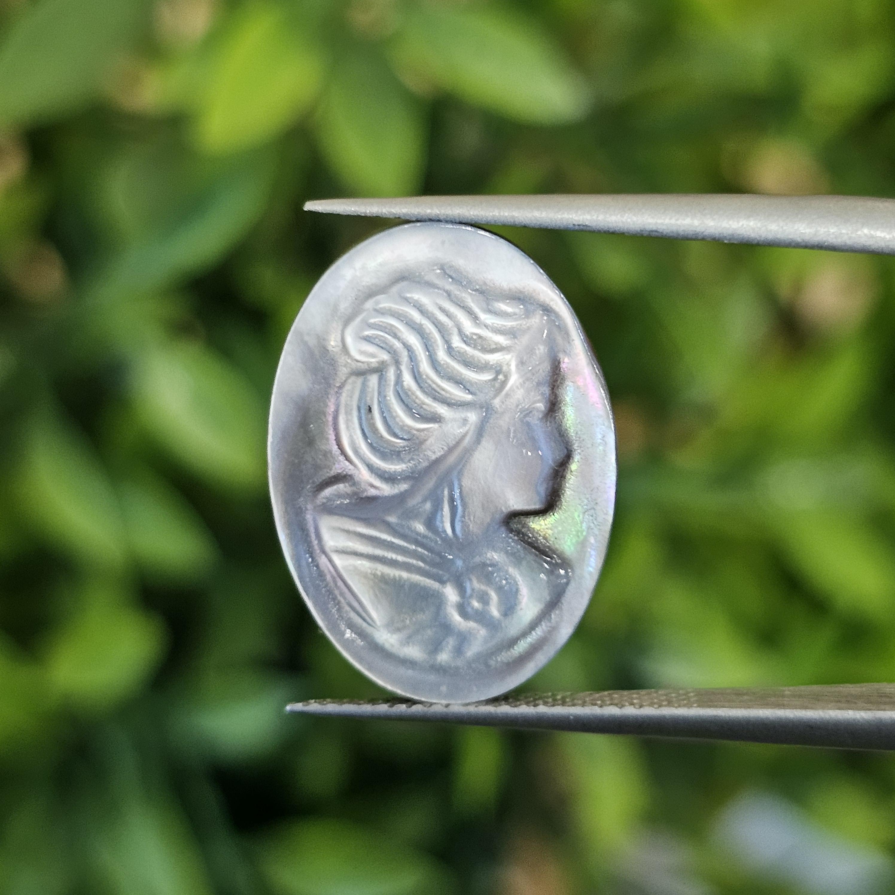 เปลือกหอยมุก แกะสลัก Pearl Shell Carved 4.38 กะรัต (Cts.)