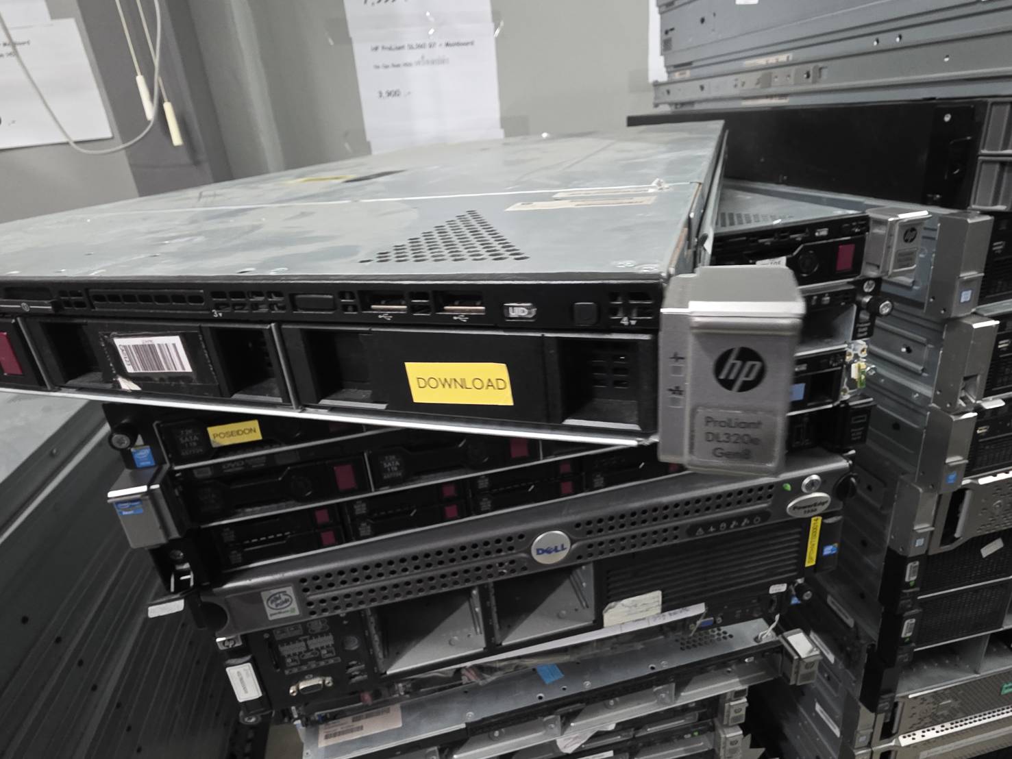 Server HPE Proliant Dl320E Gen8 E3-1240v2 Ram 32GB Tray x2