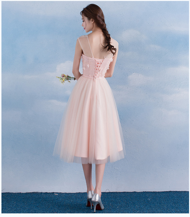 Pre-order ชุดราตรีสั้น ชุดเพื่อนเจ้าสาว ช่วงบนตกแต่งด้วยผ้าลูกไม้ คาดโบว์ที่เอว กระโปรงตาข่าย มีหลายแบบ สีชมพู (เชือกผูกหลัง)