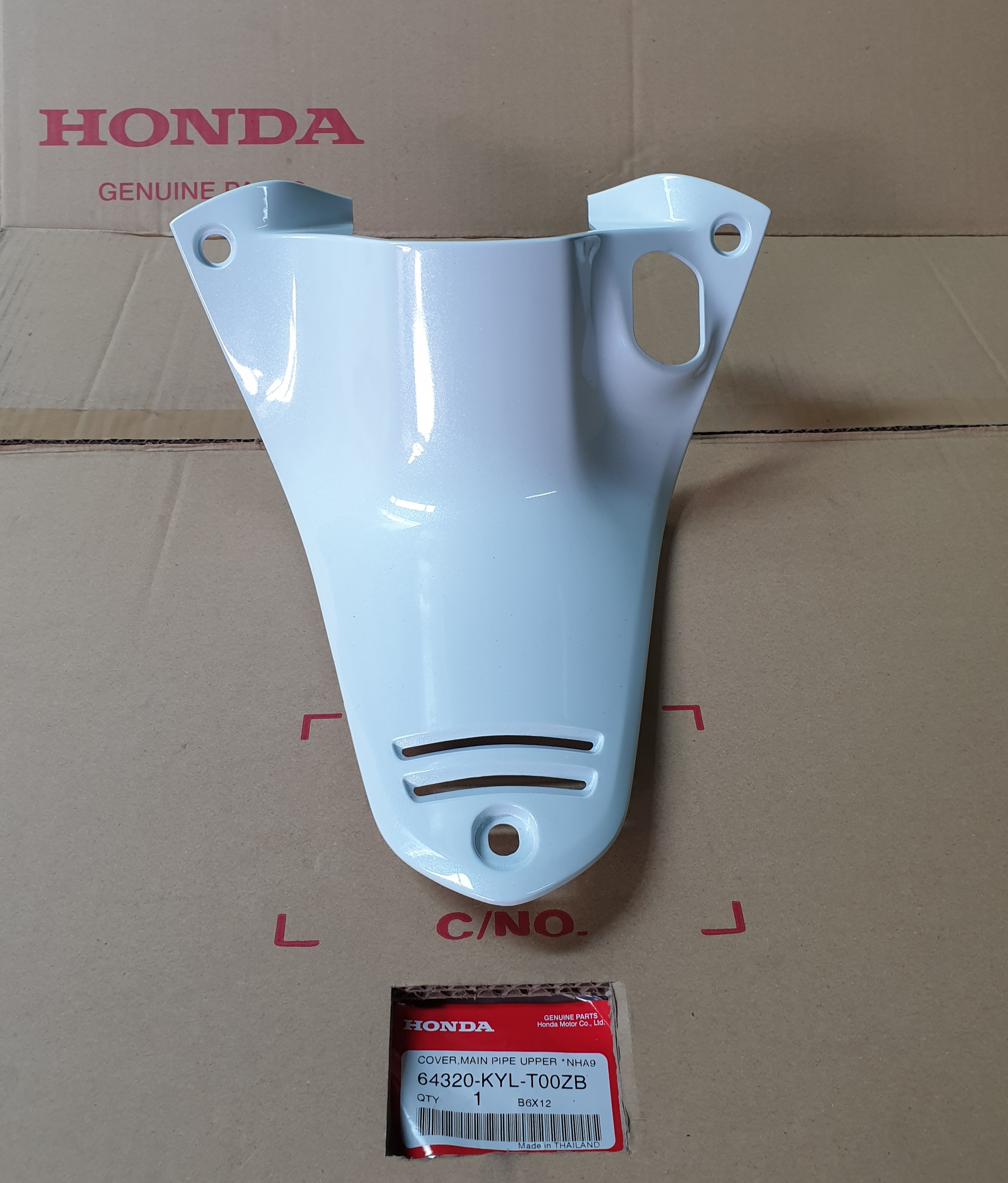 คอนโซนกลางท่อนบน(สีขาว) เวฟ125C,MC(ปี2010)ไฟเลี้ยวบังลม