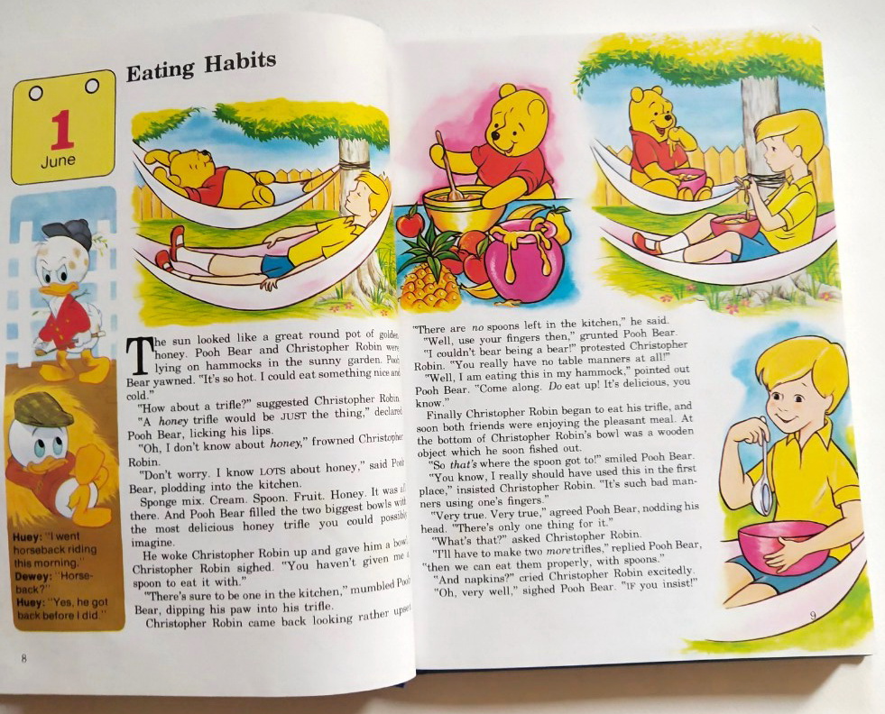 หนังสือภาพการ์ตูนดิสนีย์น่ารัก **หนังสิอเก่า มีตำหนิ โปรดตรวจสอบทุกภาพ ปกแข็ง ฉบับภาษาอังกฤษ เล่าเรื่องราวของทุกวันในฤดูร้อน ผ่านตัวการ์ตูนจากดิสนีย์ Story a Day for every day of the year ,Summer