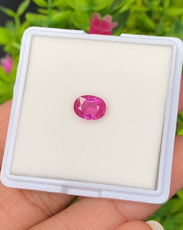 พลอย ทับทิม (Ruby Sapphire) 1.37 กะรัต (Cts.) พลอยแท้ อัญมณีมงคลประจําวันเกิด เครื่องประดับพลอย