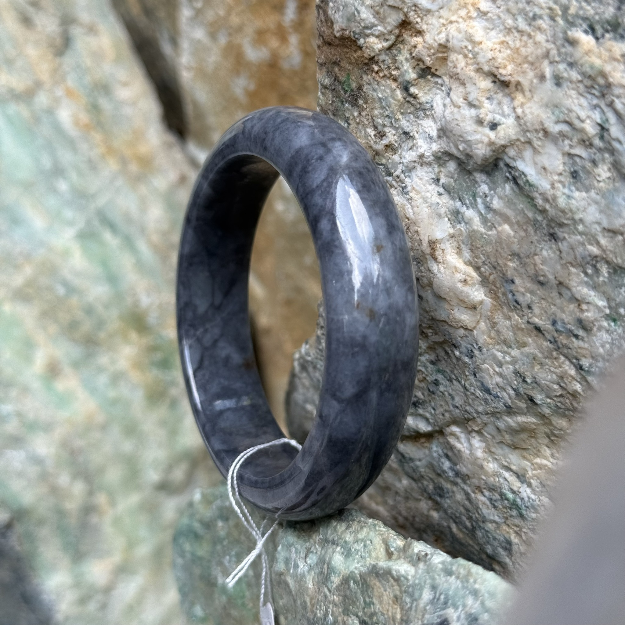 JB6804142 หยก พม่า แท้ Jade กำไลหยก 52.5 มม. (Jadeite bracelet) พม่า (Myanmar)