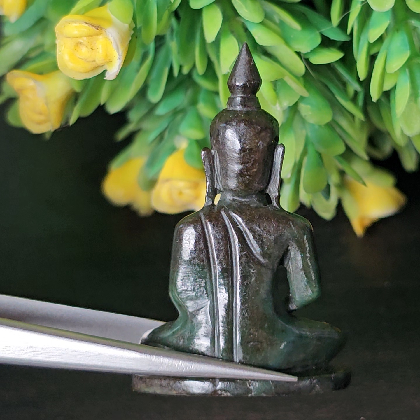 หยกแกะสลัก พระหยกเนฟไฟรต์ (Nephrite jadeite) 63.93 (cts.)