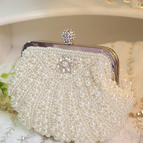 พร้อมส่ง Evening Clutch กระเป๋าออกงาน ทรงเปลือกหอย แต่งมุกทั้งใบ&จุกเปิดคริสตัล มาพร้อมสายสะพายสั้น/ยาว ขนาด S