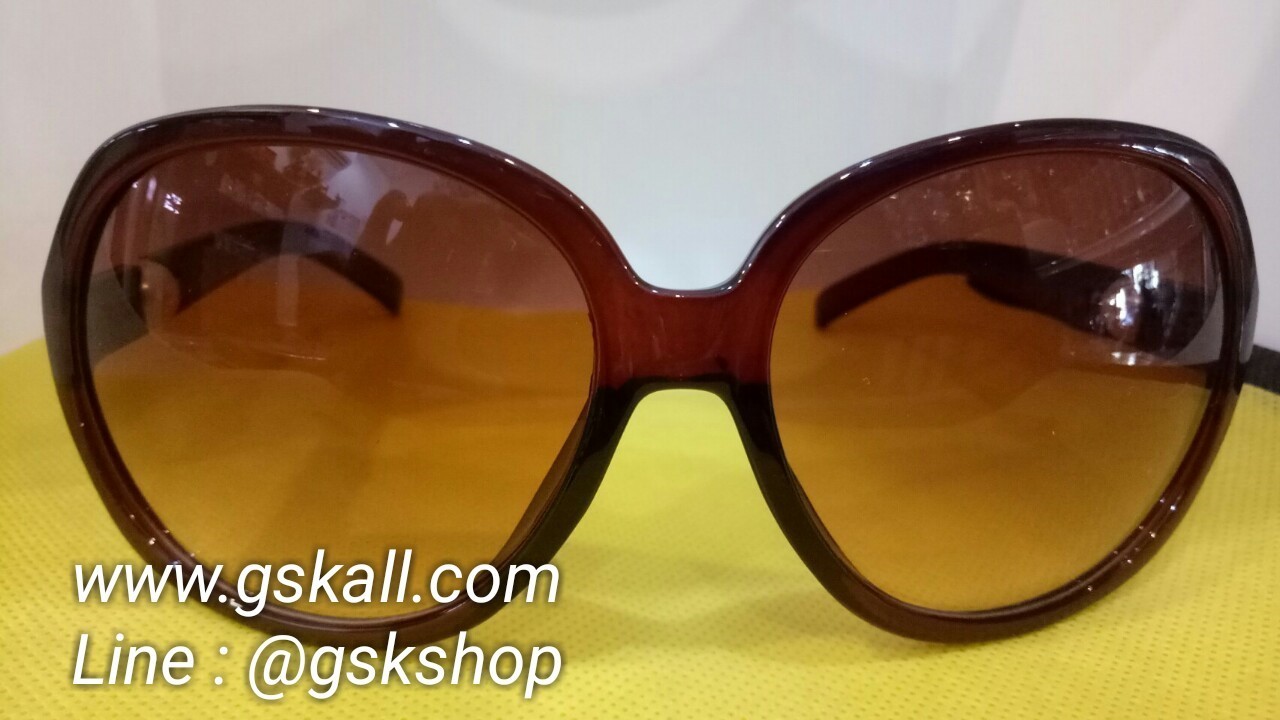 แว่นตา กันแดด แบบธรรมดา สวมใส่ได้ทุกโอกาส