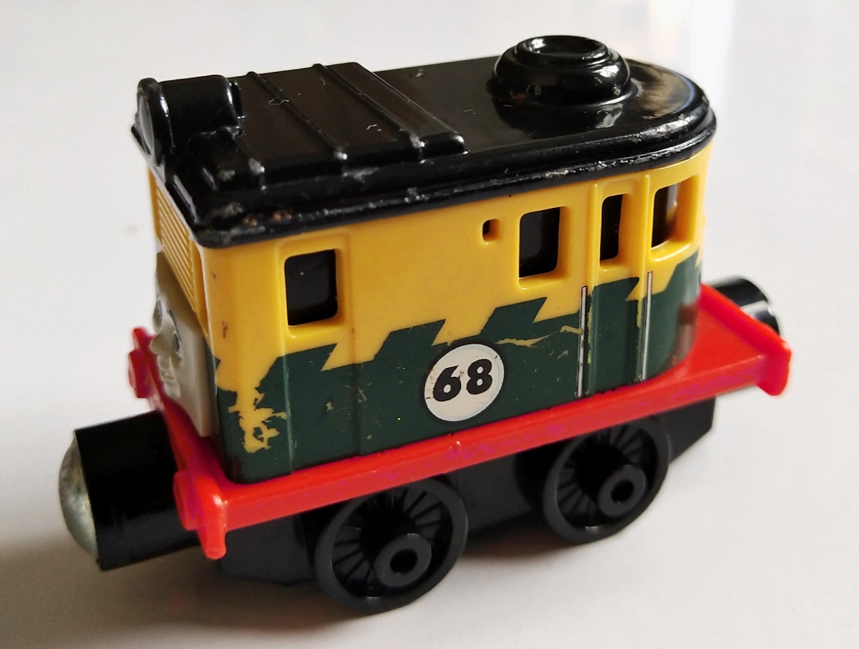 ของเล่น ของสะสม *** มีตำหนิตามภาพ รถไฟเหล็กโทมัส philip สภาพเก่าเก็บตามสภาพ