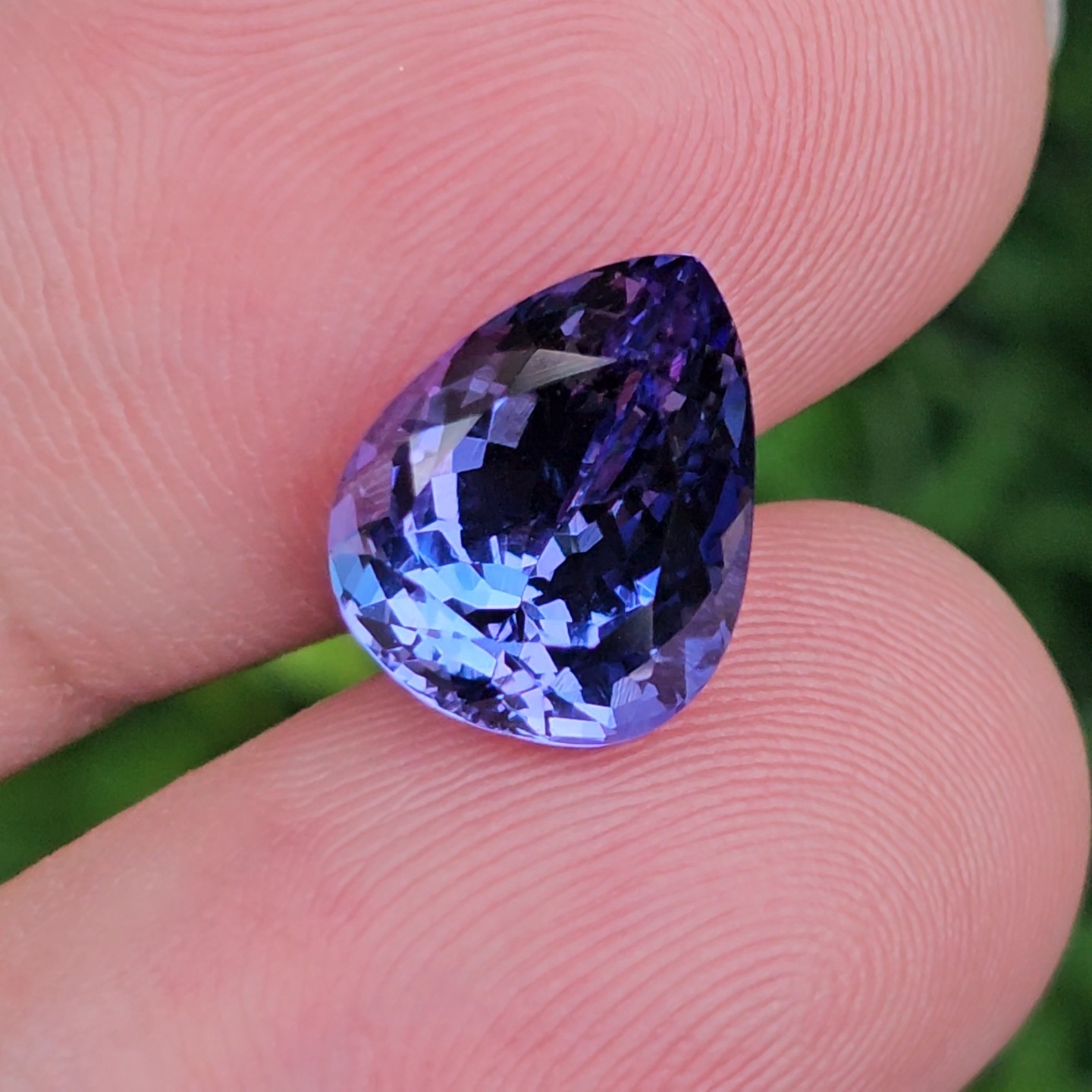 พลอย แทนซาไนท์ Tanzanite 5.30 กะรัต (Cts) พร้อมใบเซอร์ พลอยแท้อัญมณีมงคล ประจําวันเกิด เครื่องประดับพลอย