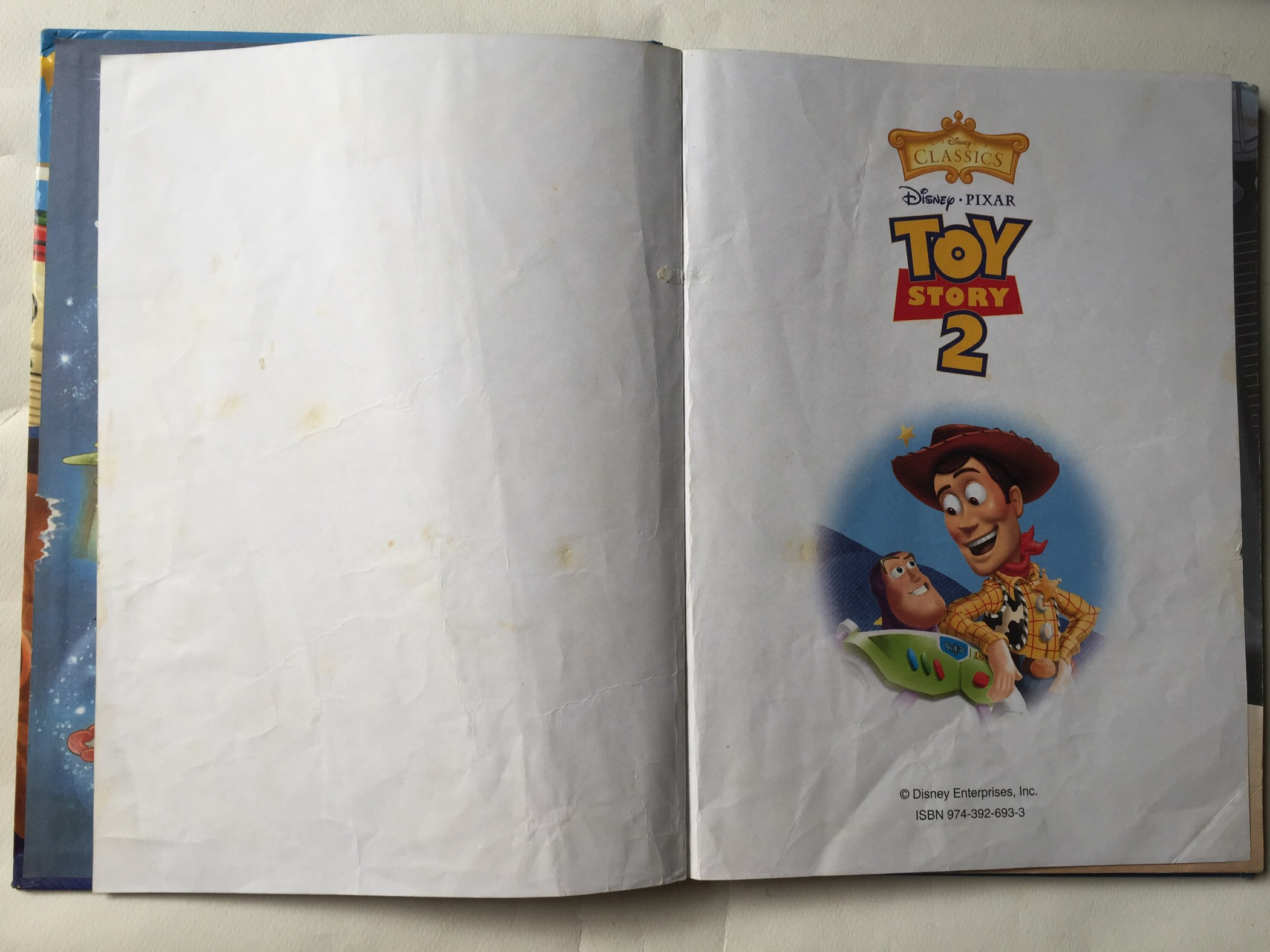 หนังสือนิทานดิสนีย์เล่มใหญ่ปกแข็ง จาก Disney Classic Toy Story 2** หนังสือมีตำหนิ ล่าสุดท้ายมีรอยขาด ทอยสตอรี่2
