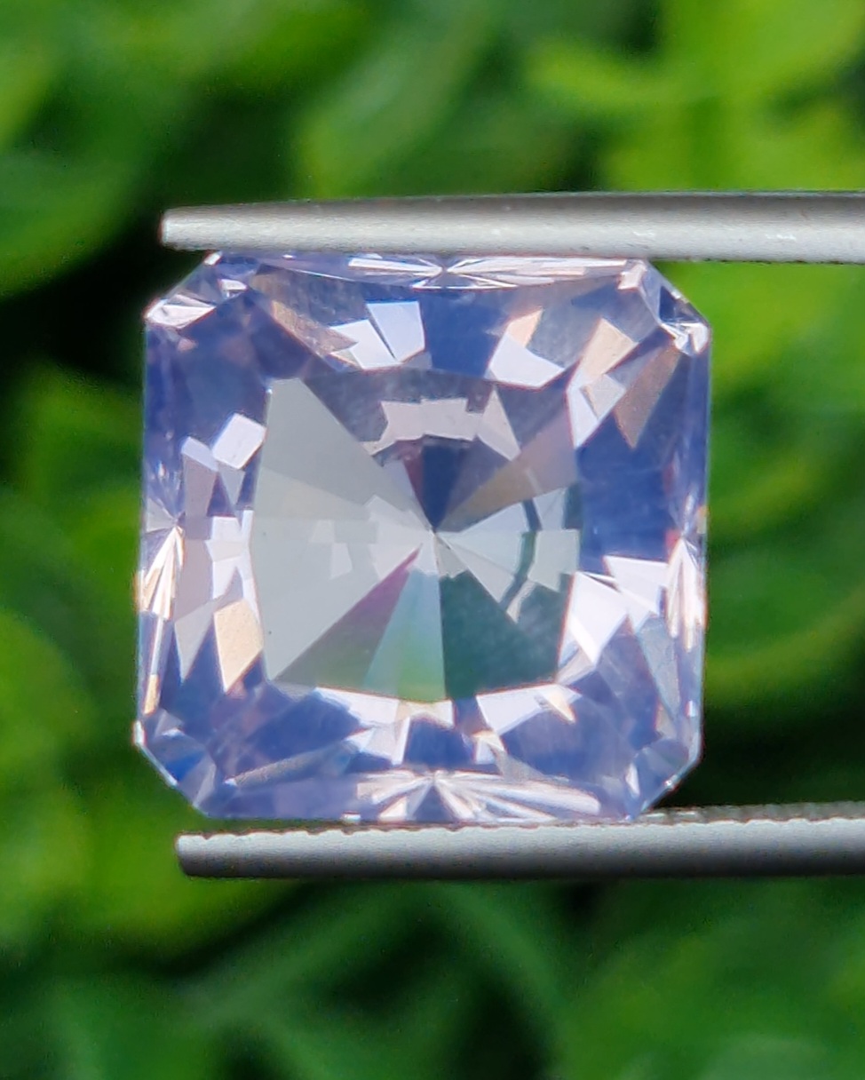 พลอย ลาเวนเดอร์ ควอตซ์ Lavender Quartz 9.355 กะรัต (Cts.) พลอยแท้ อัญมณีมงคลประจําวันเกิด เครื่องประดับพลอย
