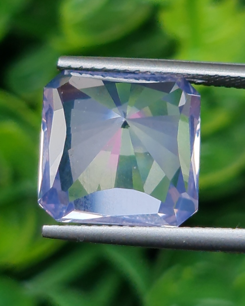 พลอย ลาเวนเดอร์ ควอตซ์ Lavender Quartz 9.355 กะรัต (Cts.) พลอยแท้ อัญมณีมงคลประจําวันเกิด เครื่องประดับพลอย