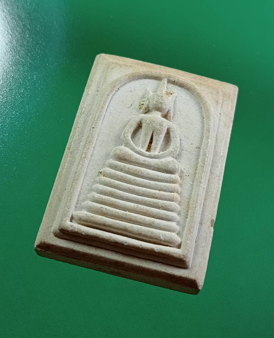 ผ3071 พระสมเด็จ 7 ชั้น รุ่นบำเพ็ญบารมี หลวงพ่อรักษ์ วัดสุทธาวาสวิปัสนา จ.อยุธยา