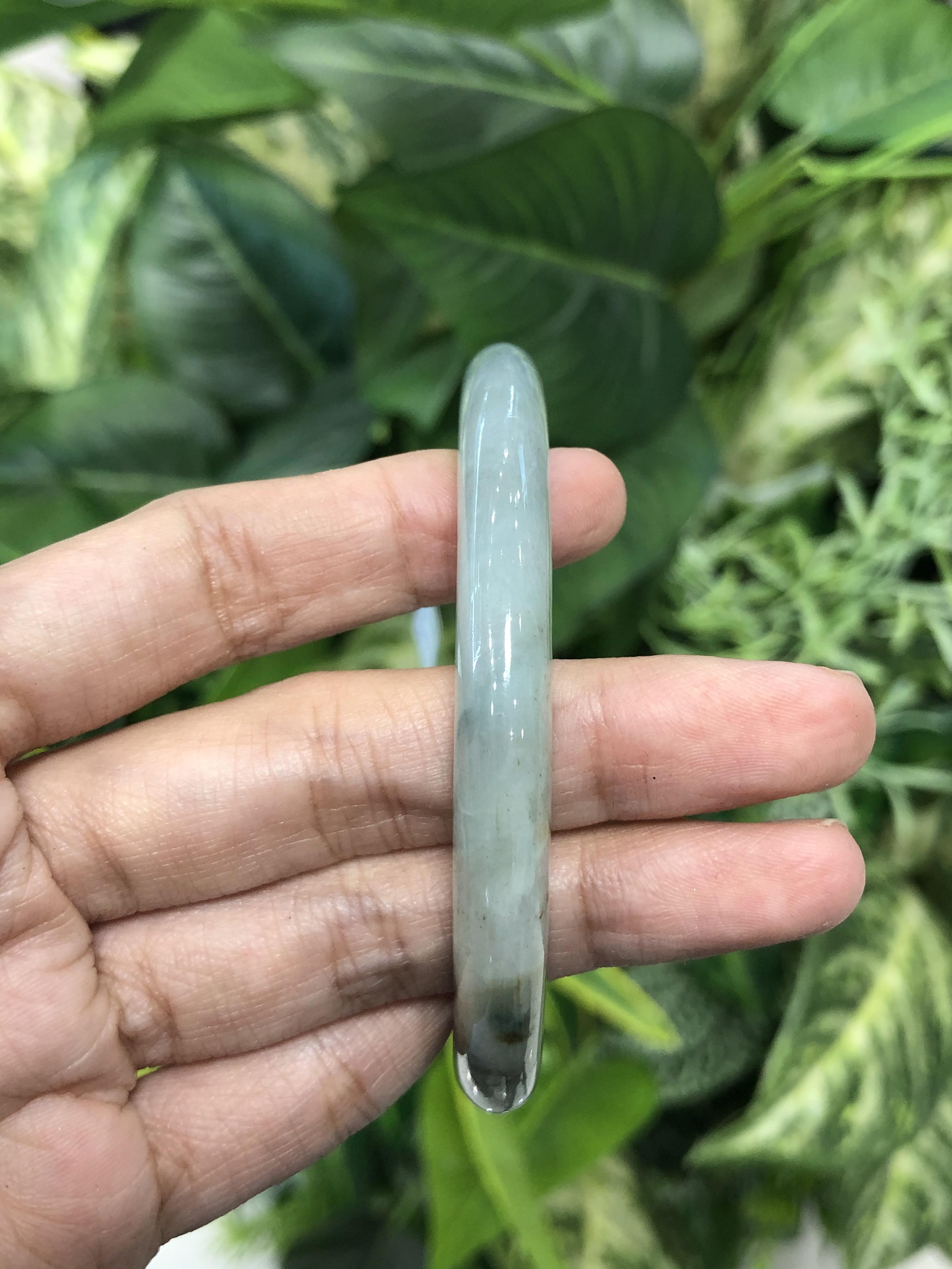 J05C0036 หยก พม่า แท้ Jade กำไลหยก 56.9 มม. (Jade bracelet) พม่า (Myanmar)