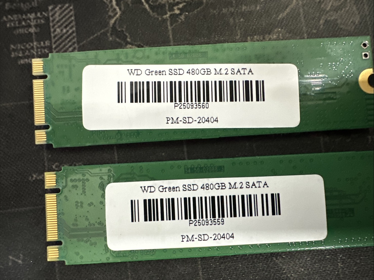 SSD WD Green 480GB M.2 SATA ได้ 2 ชิ้น ตามรูป