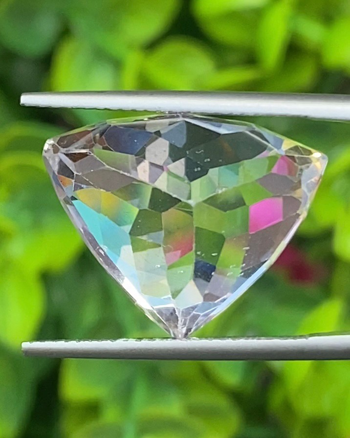 พลอย คุนไซท์ Kunzite 20.10 กะรัต (Cts.) พลอยแท้อัญมณีมงคล ประจําวันเกิด เครื่องประดับพลอย