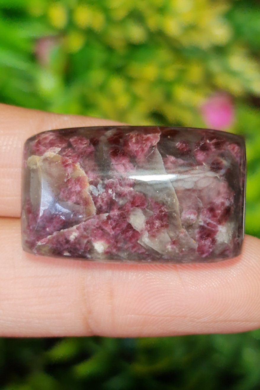 พลอย ทัวร์มารีน (Tourmaline) 62.8 กะรัต (Cts.) อัญมณีมงคลประจําวันเกิด เครื่องประดับพลอย