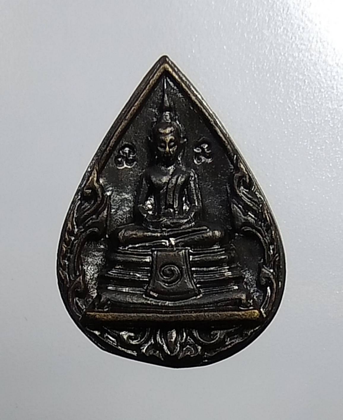 A010 เหรียญหล่อหยดน้ำ หลวงพ่อโสธร วัดโสธรฯ จ.ฉะเชิงเทรา มูลนิธิ ศ.ส.ธ. ปี2529
