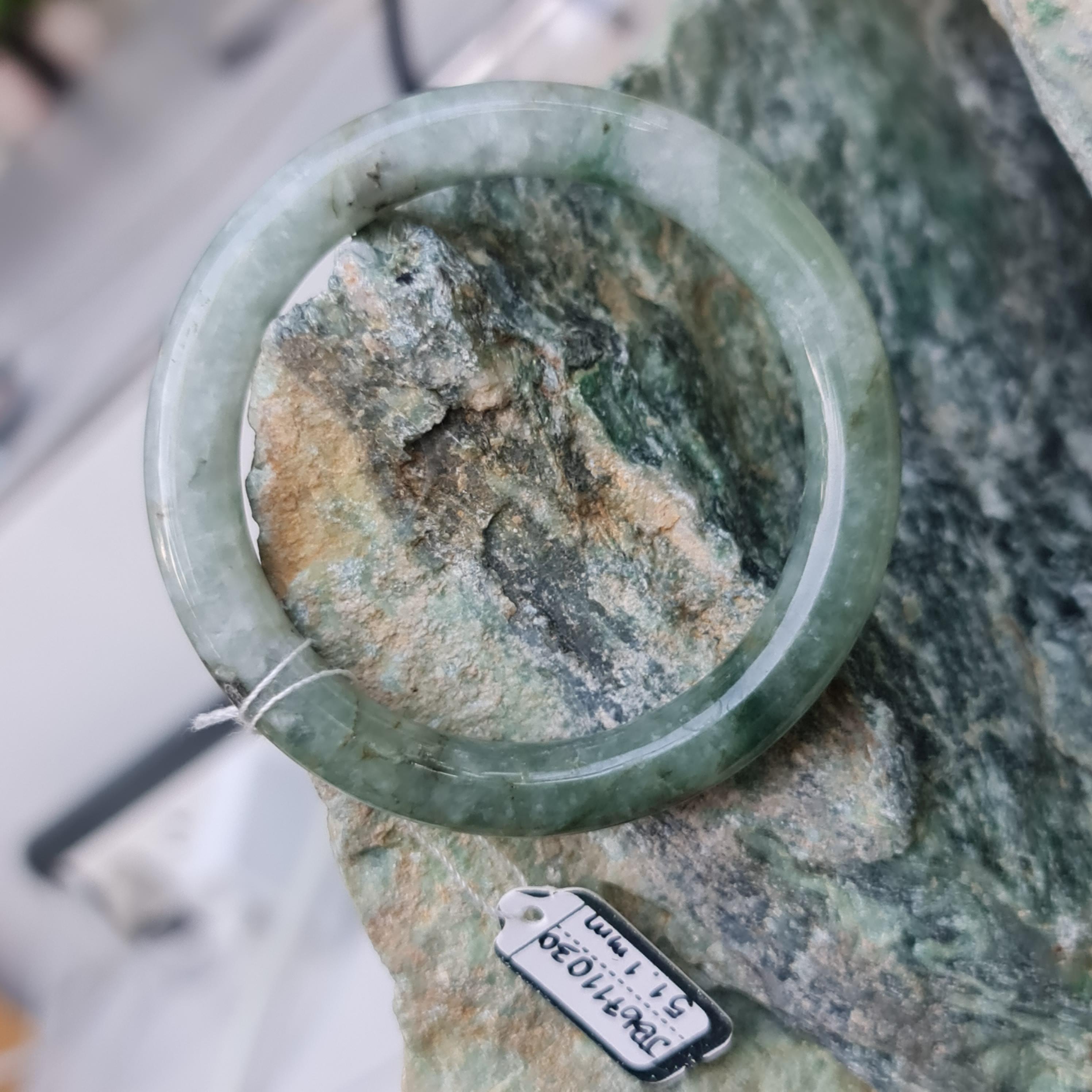 JB6711030 หยก พม่า แท้ Jade กำไลหยก 51.1 มม. (Jadeite bracelet) พม่า (Myanmar)