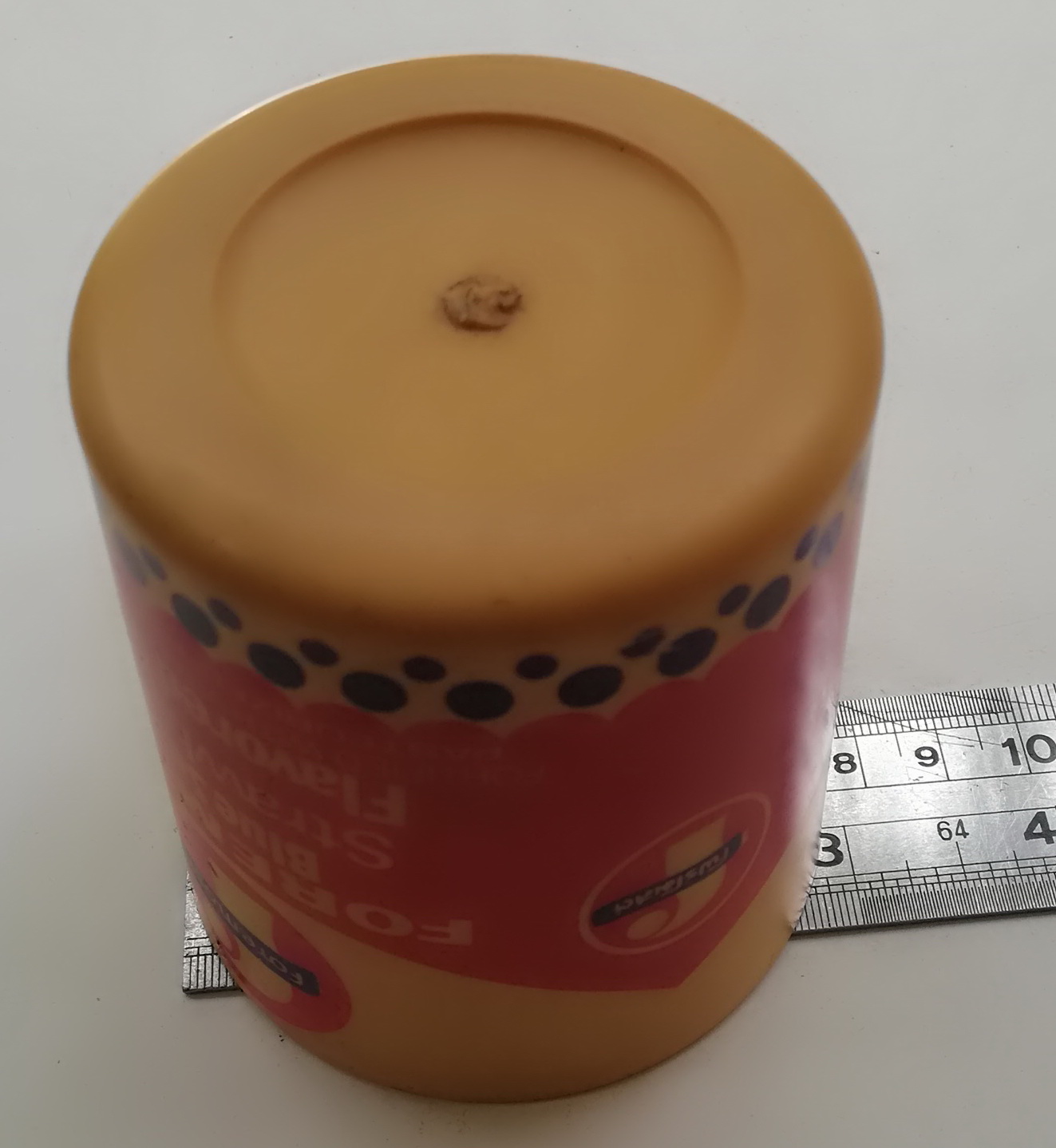 ของเก่าสะสม แก้วน้ำพลาสติกขนาดเล็กมีหู ของสะสมจากForemost,Foremost Blue Seal,Strawberry Flavoured Milk เส้นผ่าศูนย์กลาง 3",สูง 3.4" **ของเก่ามีตำหนิ โปรดตรวจสอบทุกภาพ