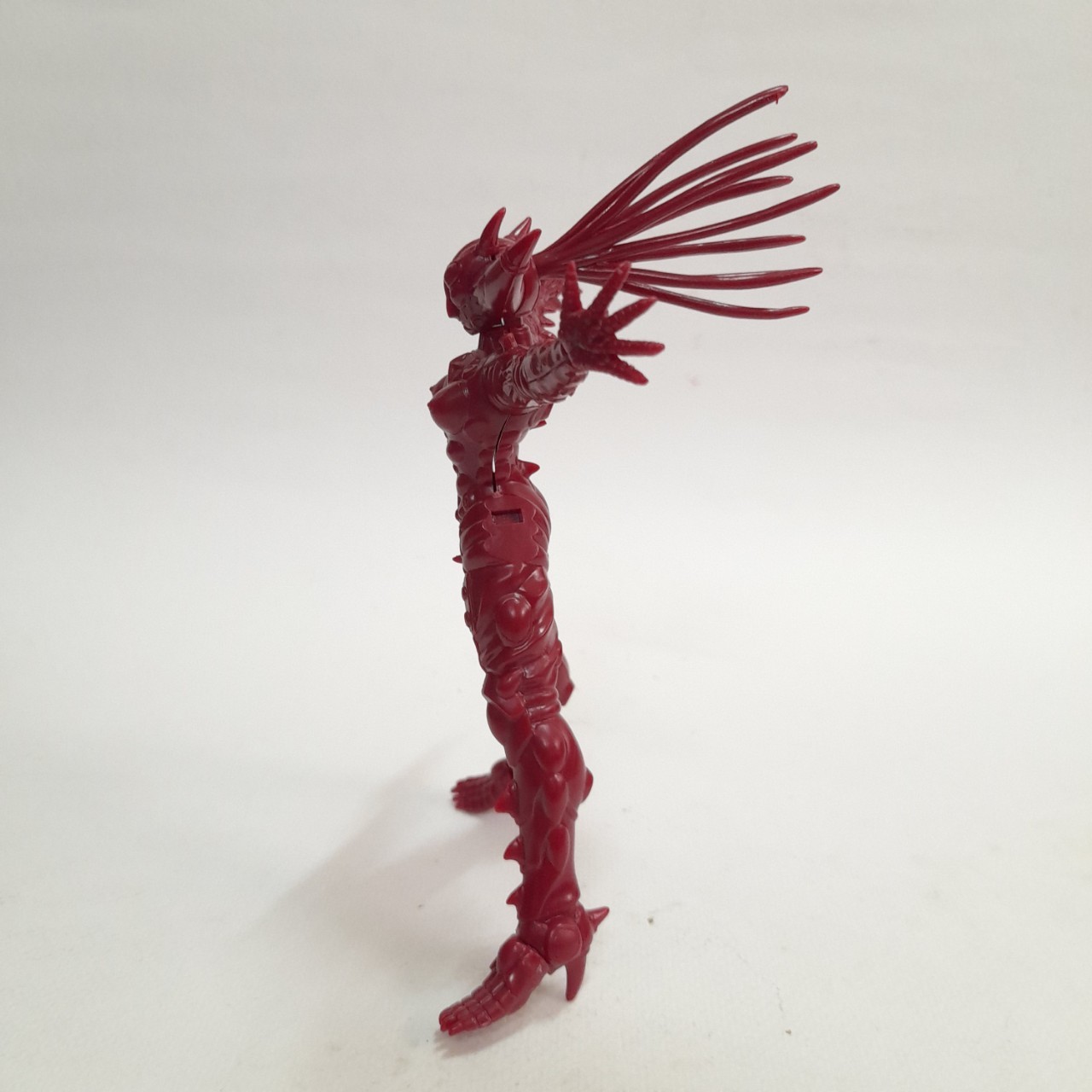 มีหลายภาพ*** ขาดบางชิ้นส่วน ,ฟิกเกอร์ พลาสติกโมเดล ทายาทอสูรสงคราม (คนพี่) ของมีตามรูป ยังไม่ติดกาว งานเก่าหายากขนาดตามรูป