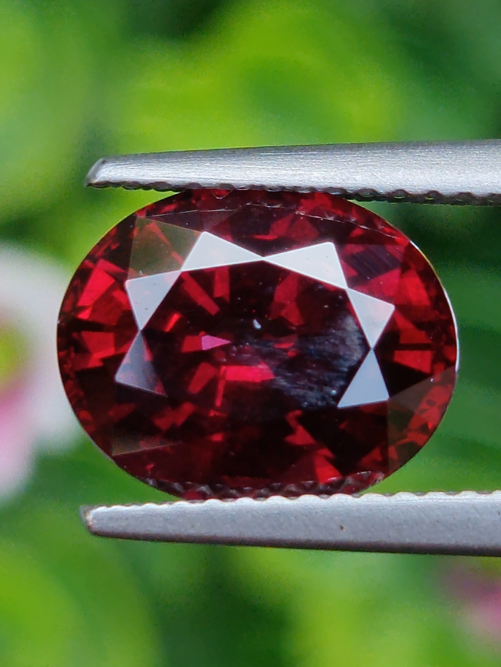 พลอย โรโดไลต์ กาเน็ท Rhodolite Garnet 4.90 กะรัต Cts.พลอยแท้ อัญมณีมงคลประจําวันเกิด เครื่องประดับพลอย