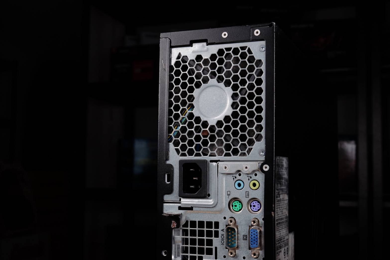 HP Compaq 8200 SFF คอมพิวเตอร์ตั้งโต๊ะ Ram 8 GB สินค้ามีประกัน มีให้เลือก 3 สเปค